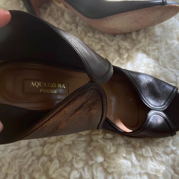 Aquazzura Bianca Leather Keyhole Bootie - Picture 3 of 8